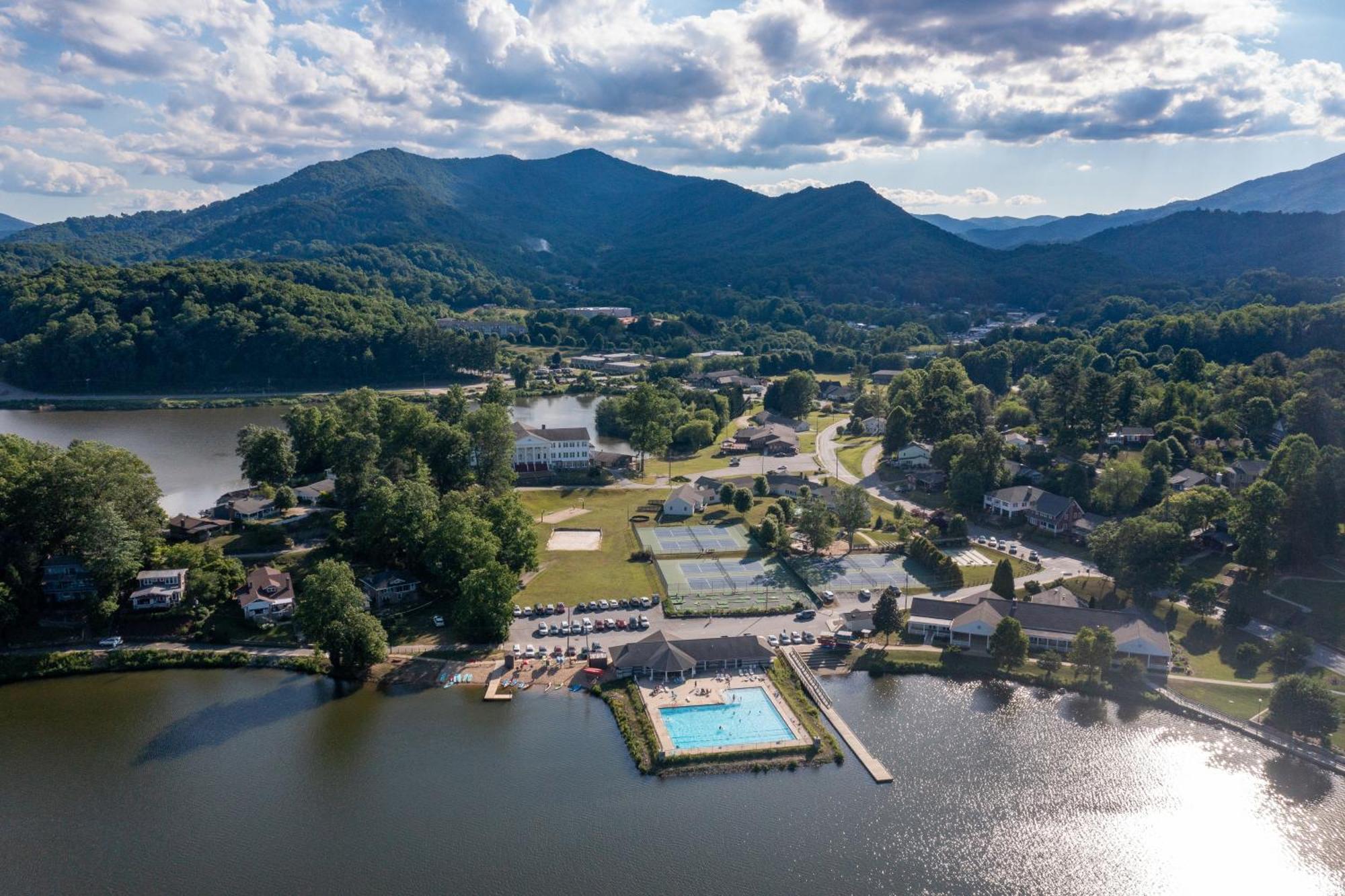 Campground Apts Lake Junaluska Ruang foto