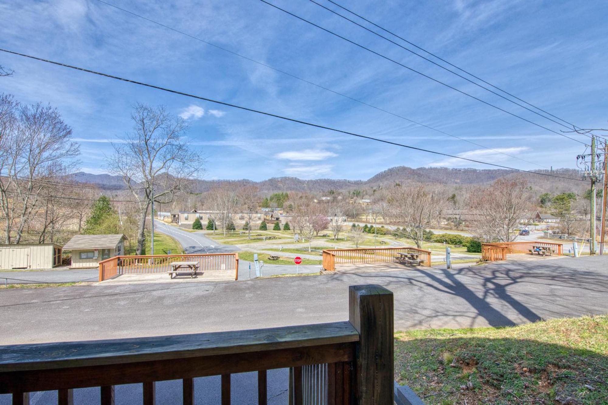 Campground Apts Apartment Lake Junaluska Ruang foto